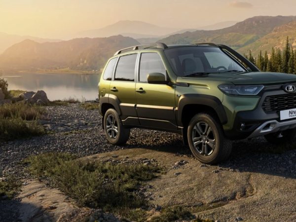 Нива Тревел: советы по самостоятельной замене основных запчастей кузова