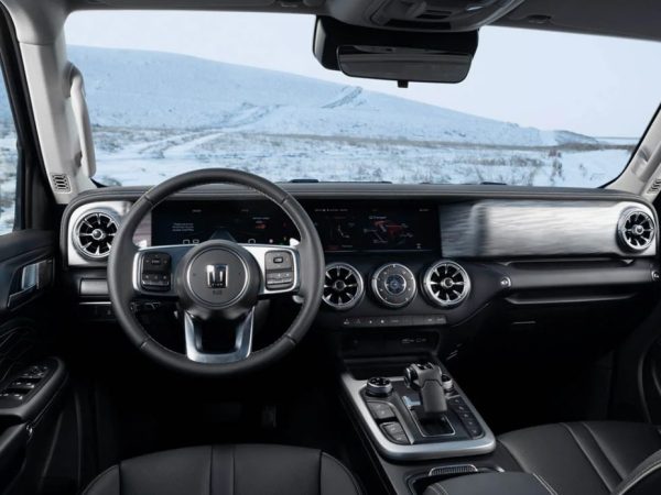 Технологии безопасности в автомобилях Tank: адаптация для России и Беларуси