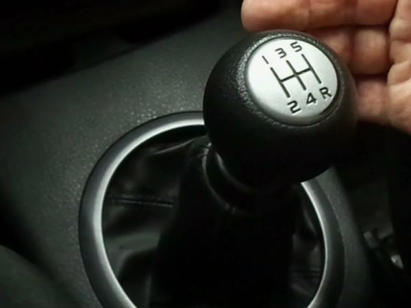 Что делать, если автомобиль перестал переключать передачи